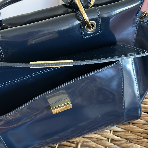 Elegant Navy Blue Handbag/Tote Italian Leather - Picture 9 of 10